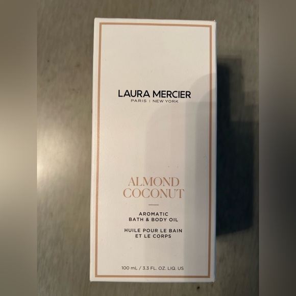 Laura Mercier Aromatic Almond Coconut Bath & Body Oil - Picture 1 of 6